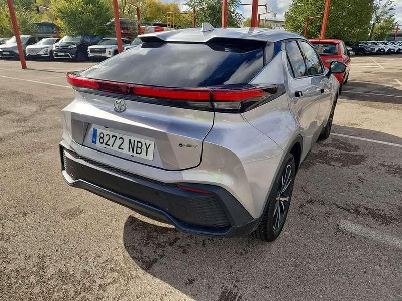 Usado Toyota C-HR Advance 141 CV (103 kW) 2025 Gris SUV