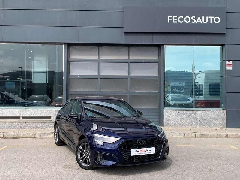 Azul Usado 2023 Audi A3 Sportback S-Line Utilitario | 25.990 € (Precio justo) - Imagen 1/4