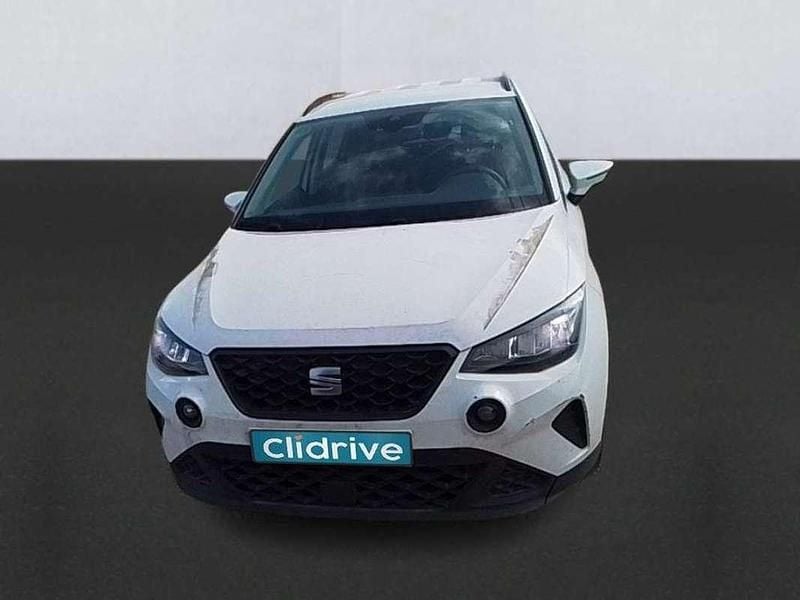 Używany Seat Arona Reference 95 KM (69 kW) 2022 Biały SUV