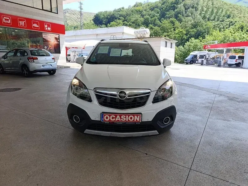 Usado Opel Mokka Selective 136 CV (100 kW) 2016 Blanco SUV