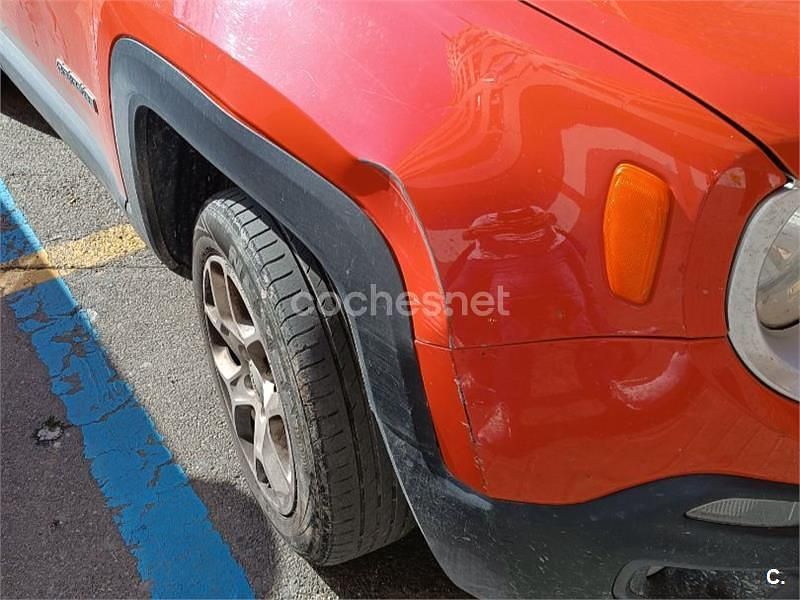 Usado Jeep Renegade Limited 140 CV (102 kW) 2015 Rojo SUV