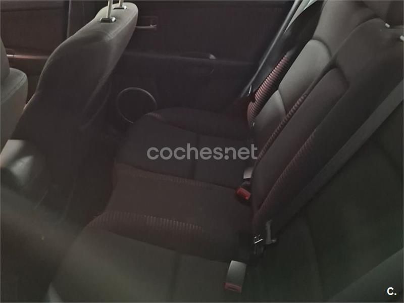 Usado Mazda 3 Sportive 150 CV (110 kW) 2004 Negro Berlina