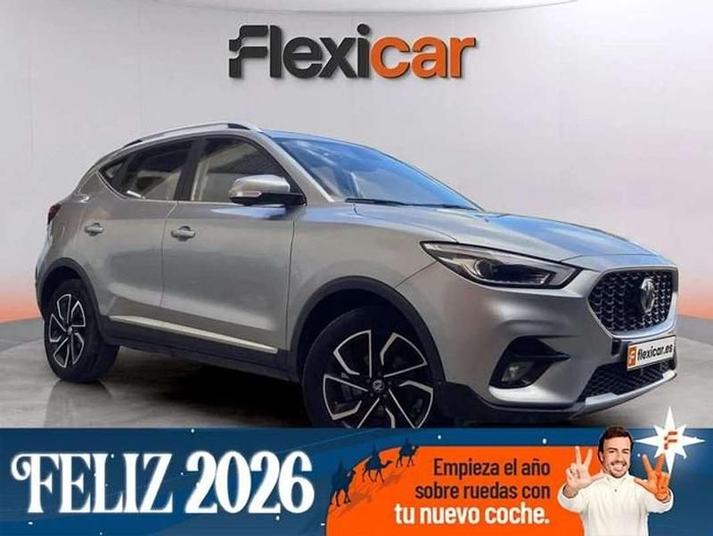 Usado MG ZS Luxury 111 CV (81 kW) 2023 Gris SUV