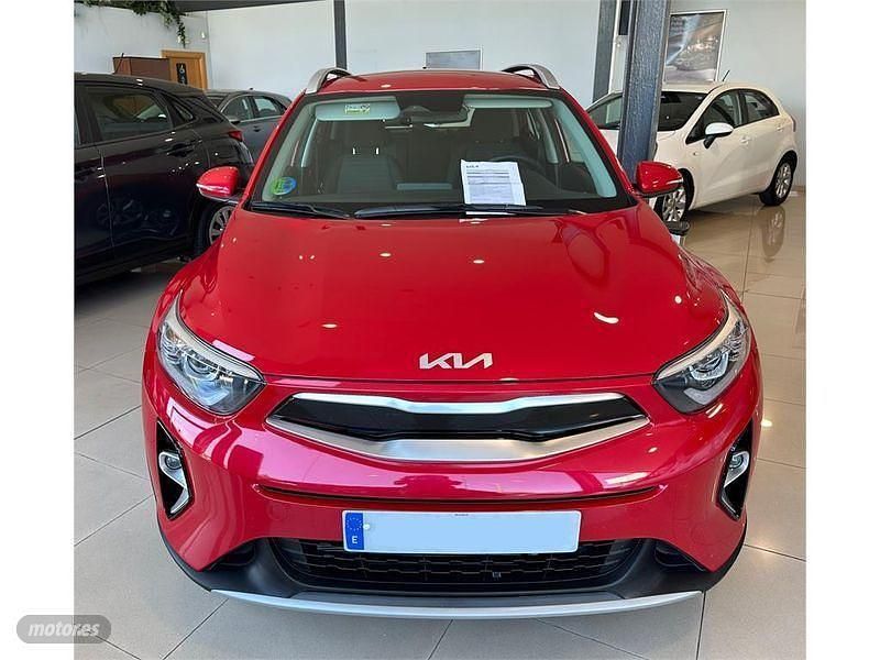 Rojo Usado 2024 Kia Stonic SUV | 22.400 € (Caro) - Imagen 1/4