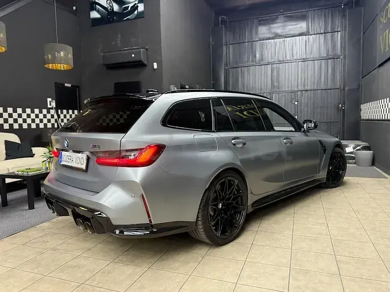 Usado BMW M3 Comfort Edition 530 CV (389 kW) 2026 Gris / plata Familiar