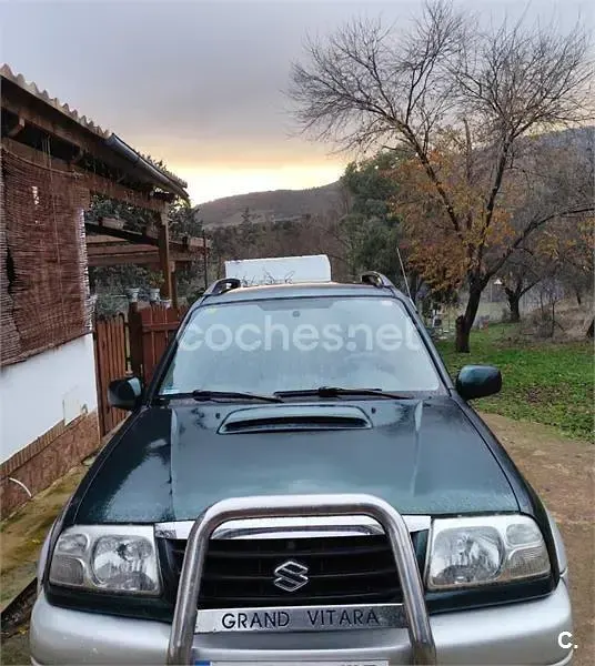 Usado Suzuki Grand Vitara 110 CV (80 kW) 2004 Verde SUV