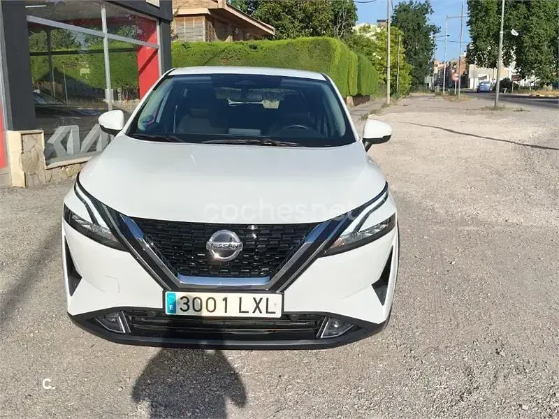 Usado Nissan Qashqai Acenta 140 CV (102 kW) 2023 Blanco SUV