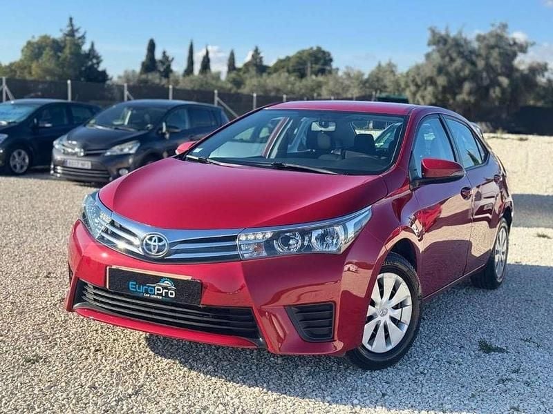 Usado Toyota Corolla Active 101 CV (74 kW) 2014 Burdeos Berlina