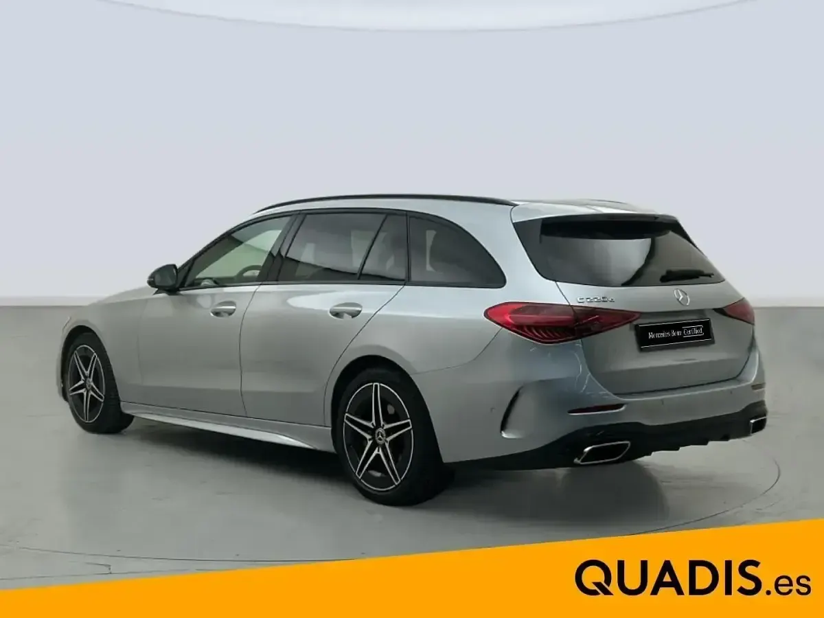Usado Mercedes 220 200 CV (147 kW) 2025 Gris Familiar