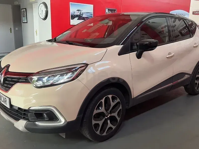Usado Renault Captur Zen 90 CV (66 kW) 2018 Blanco SUV