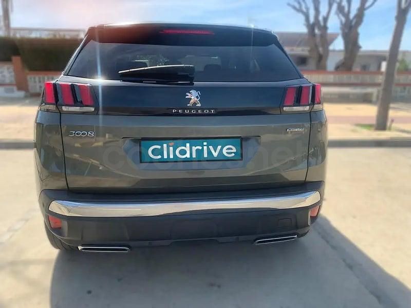 Usado Peugeot 3008 GT-line 130 CV (95 kW) 2019 Gris / plata SUV