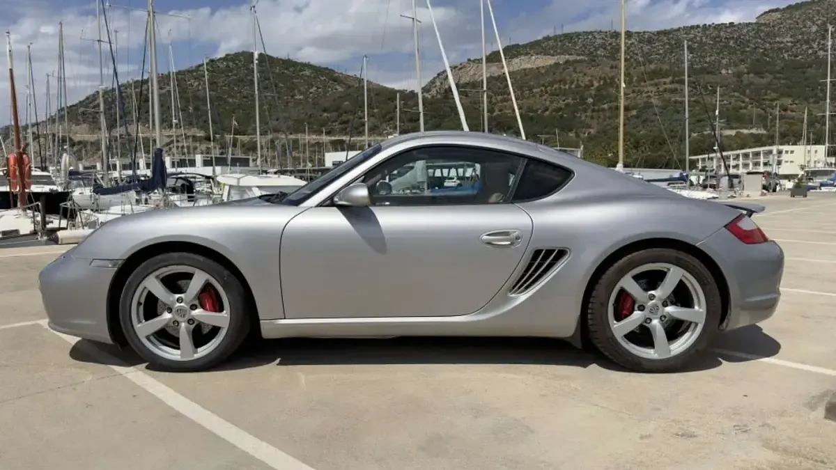 Usado Porsche Cayman S 320 CV (235 kW) 2008 Gris Coupe