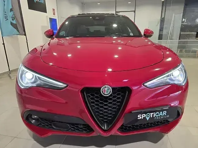 Usado Alfa Romeo Stelvio 190 CV (139 kW) 2022 Rojo SUV