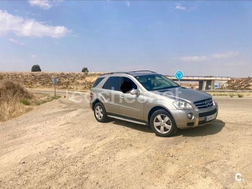Usado Mercedes ML500 306 CV (225 kW) 2006 Beige SUV