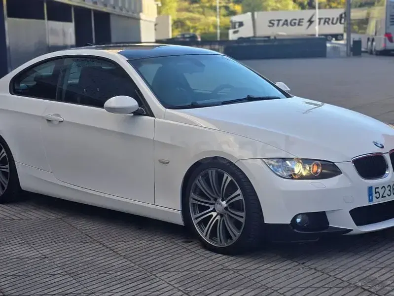 Usado BMW 320 177 CV (130 kW) 2007 Blanco Coupe