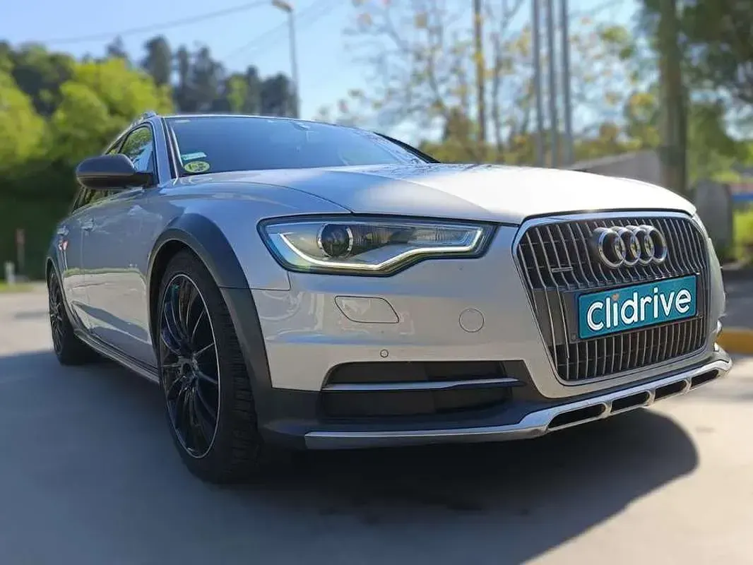 Usado Audi A6 Allroad Premium 204 CV (150 kW) 2013 Gris Familiar
