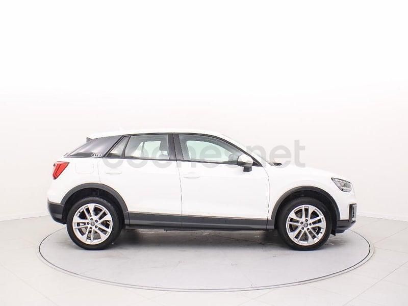 Usado Audi Q2 Design 116 HP (85 kW) 2017 Branco SUV