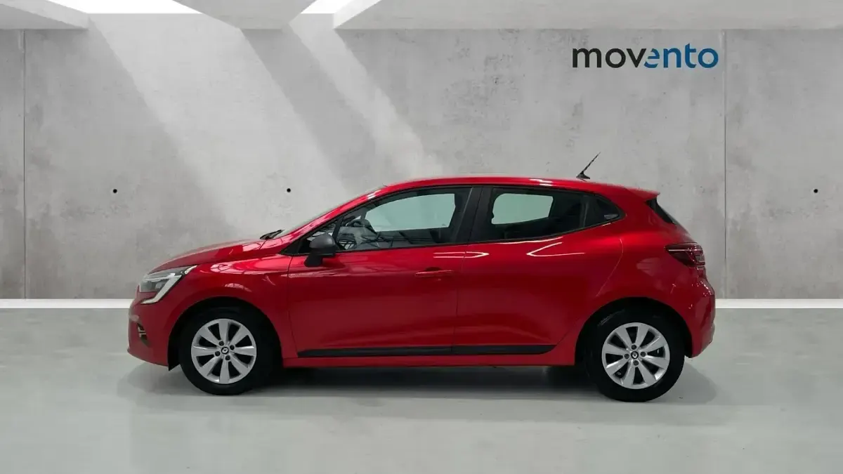 Usado Renault Clio Business 65 CV (47 kW) 2022 Rojo Utilitario