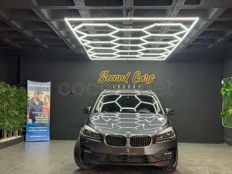 Usado BMW 218 Comfort Edition 150 CV (110 kW) 2020 Gris / plata Familiar