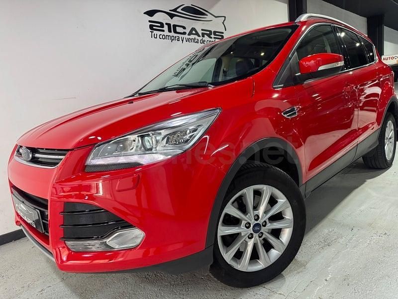 Rojo Usado 2015 Ford Kuga Titanium SUV | 11.500 € (Precio justo) - Imagen 1/4