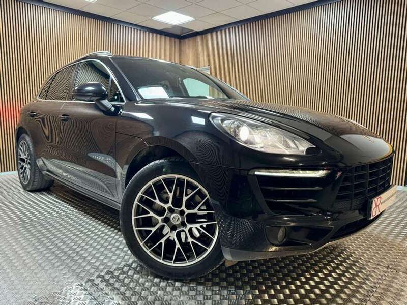 Używany Porsche Macan S 258 KM (189 kW) 2015 Czarny SUV
