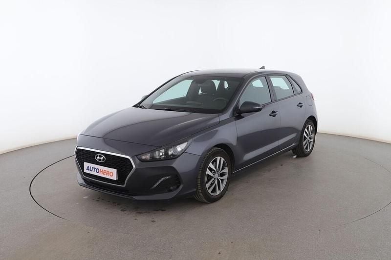 Gris Usado 2019 Hyundai i30 Utilitario | 14.799 € (Precio justo) - Imagen 1/3
