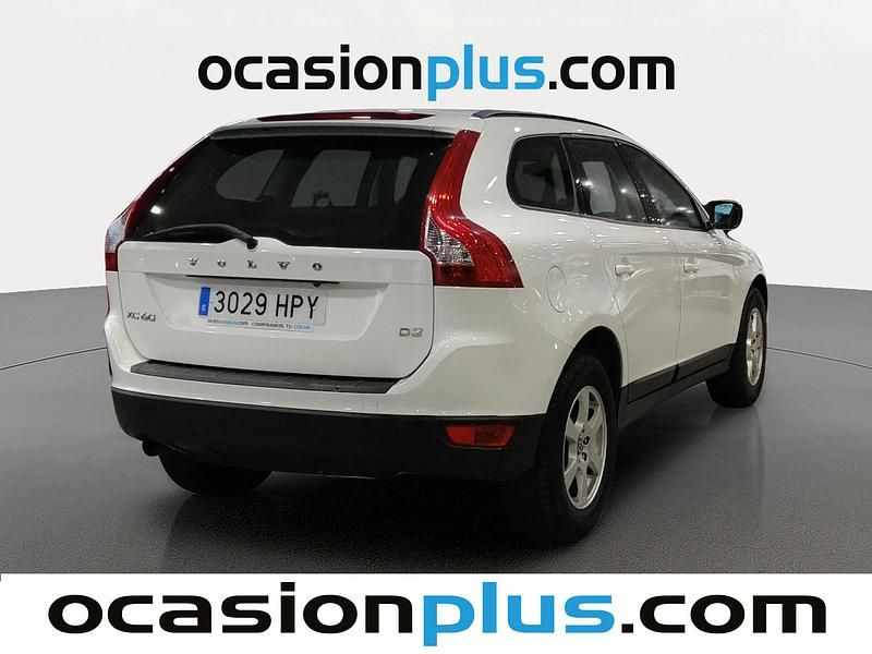 Usado Volvo XC60 Kinetic 136 CV (100 kW) 2013 Blanco SUV