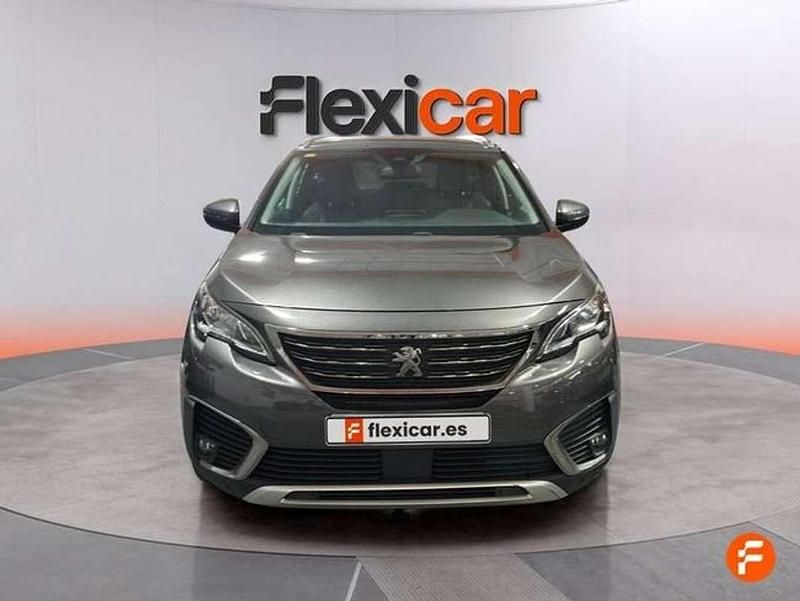 Usado Peugeot 5008 Allure 131 CV (96 kW) 2020 Gris SUV