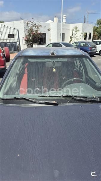 Usado Citroën Saxo Seduction 75 CV (55 kW) 1999 Azul Utilitario