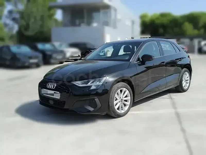 Usado Audi A3 S-Line 116 CV (85 kW) 2023 Negro Berlina