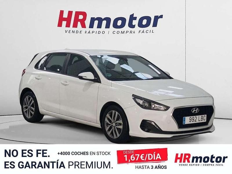 Usado Hyundai i30 121 CV (88 kW) 2019 Blanco Utilitario