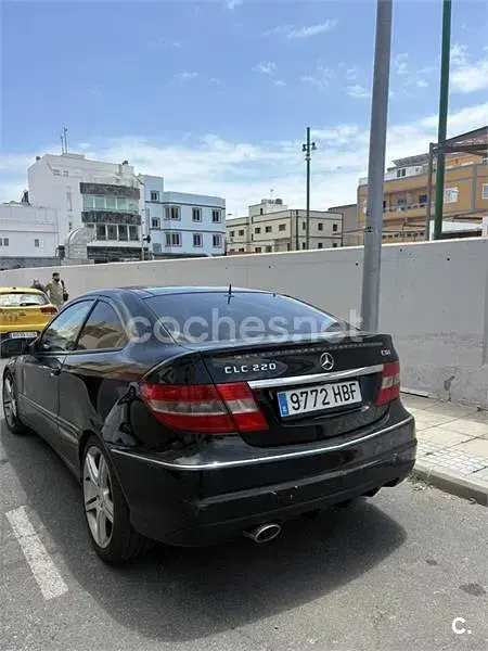Usado Mercedes CLC220 150 CV (110 kW) 2010 Negro Utilitario