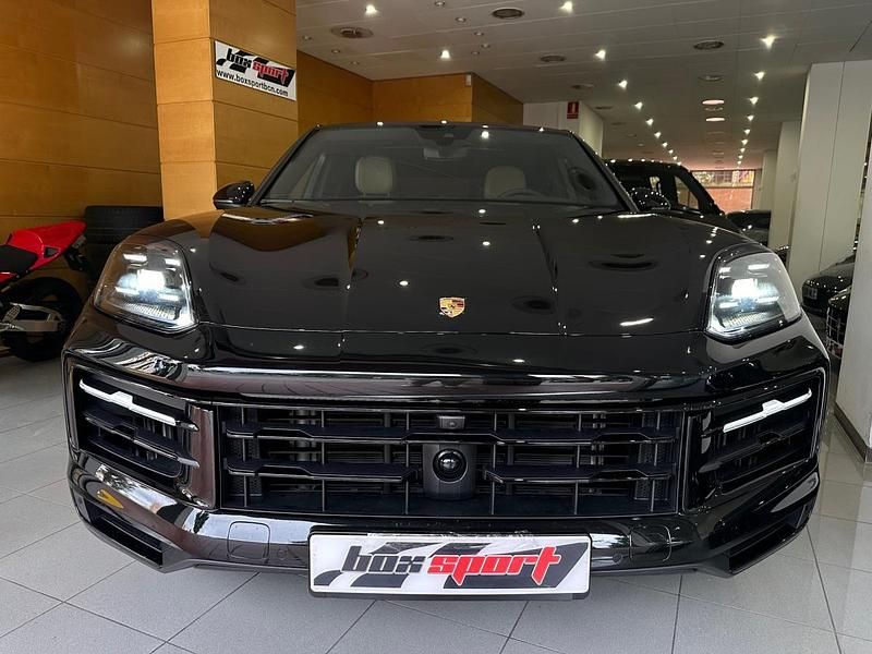 Usado Porsche Cayenne 470 CV (345 kW) 2025 Negro SUV