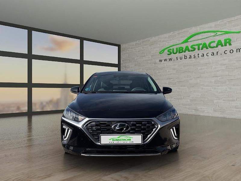 Usado Hyundai Ioniq 141 CV (103 kW) 2021 Negro Utilitario
