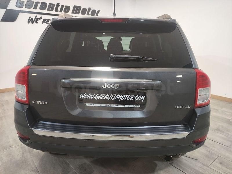 Usado Jeep Compass Limited 163 CV (119 kW) 2015 Negro SUV