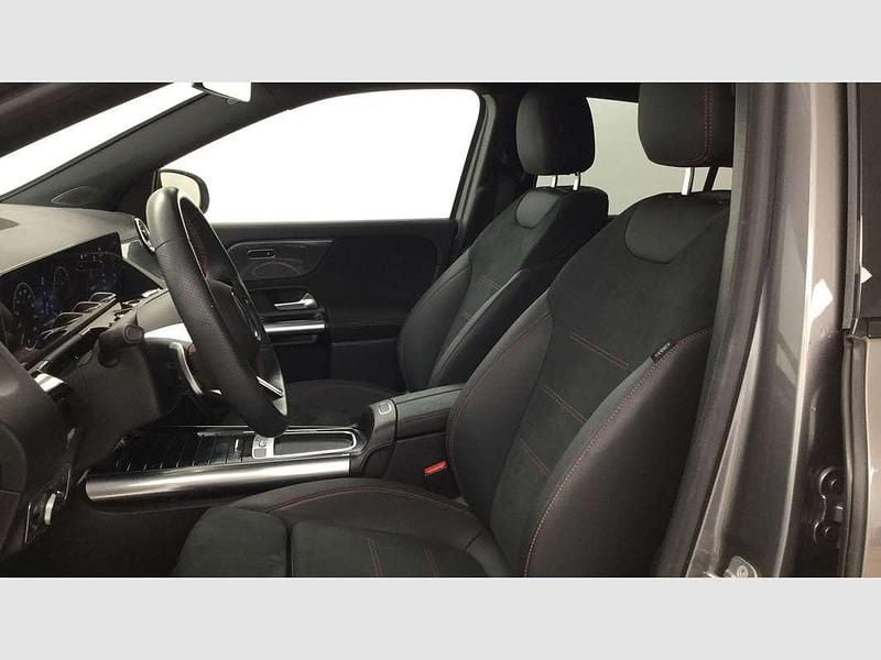 Usado Mercedes GLA220 190 CV (139 kW) 2025 Gris SUV