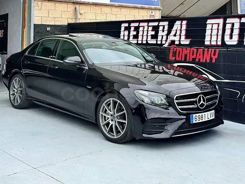 Usado Mercedes E350 286 CV (210 kW) 2019 Negro Berlina