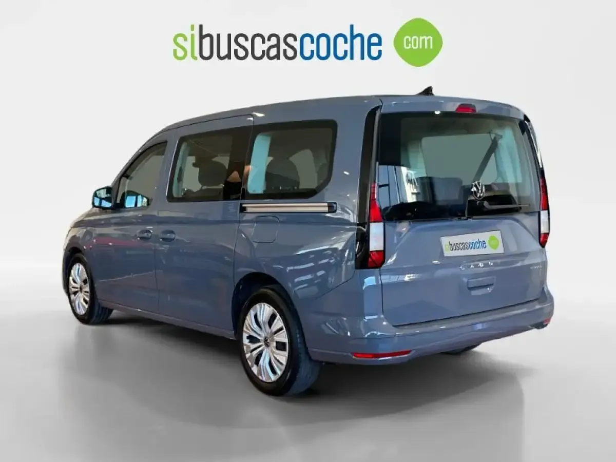 Usado VW Caddy Maxi 116 CV (85 kW) 2025 Gris/plata Monovolumen