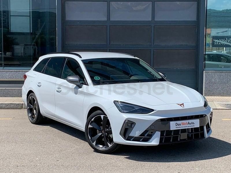 Usado Cupra Leon 150 CV (110 kW) 2025 Blanco Familiar