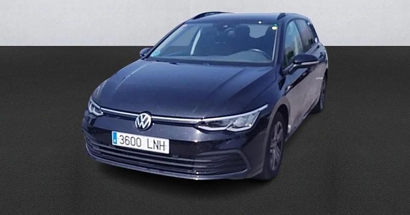 Usado 2021 VW Golf VIII Life Familiar | 16.890 € (Buen precio) - Imagen 1/4
