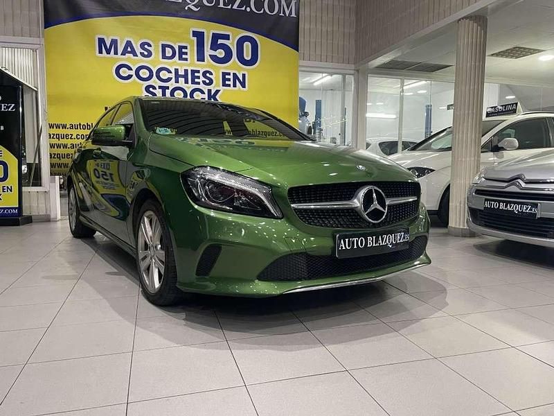 Verde Usado 2016 Mercedes A200 Style Utilitario | 12.600 € (Un poco caro) - Imagen 1/4