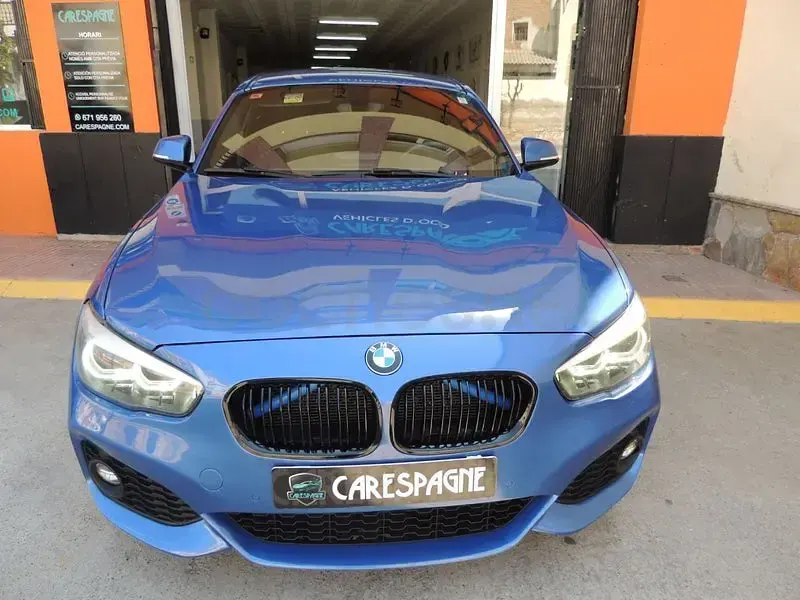 Usado BMW 118 Comfort Edition 150 CV (110 kW) 2019 Azul Berlina