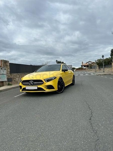 Usado Mercedes A250 218 CV (160 kW) 2021 Amarillo Berlina