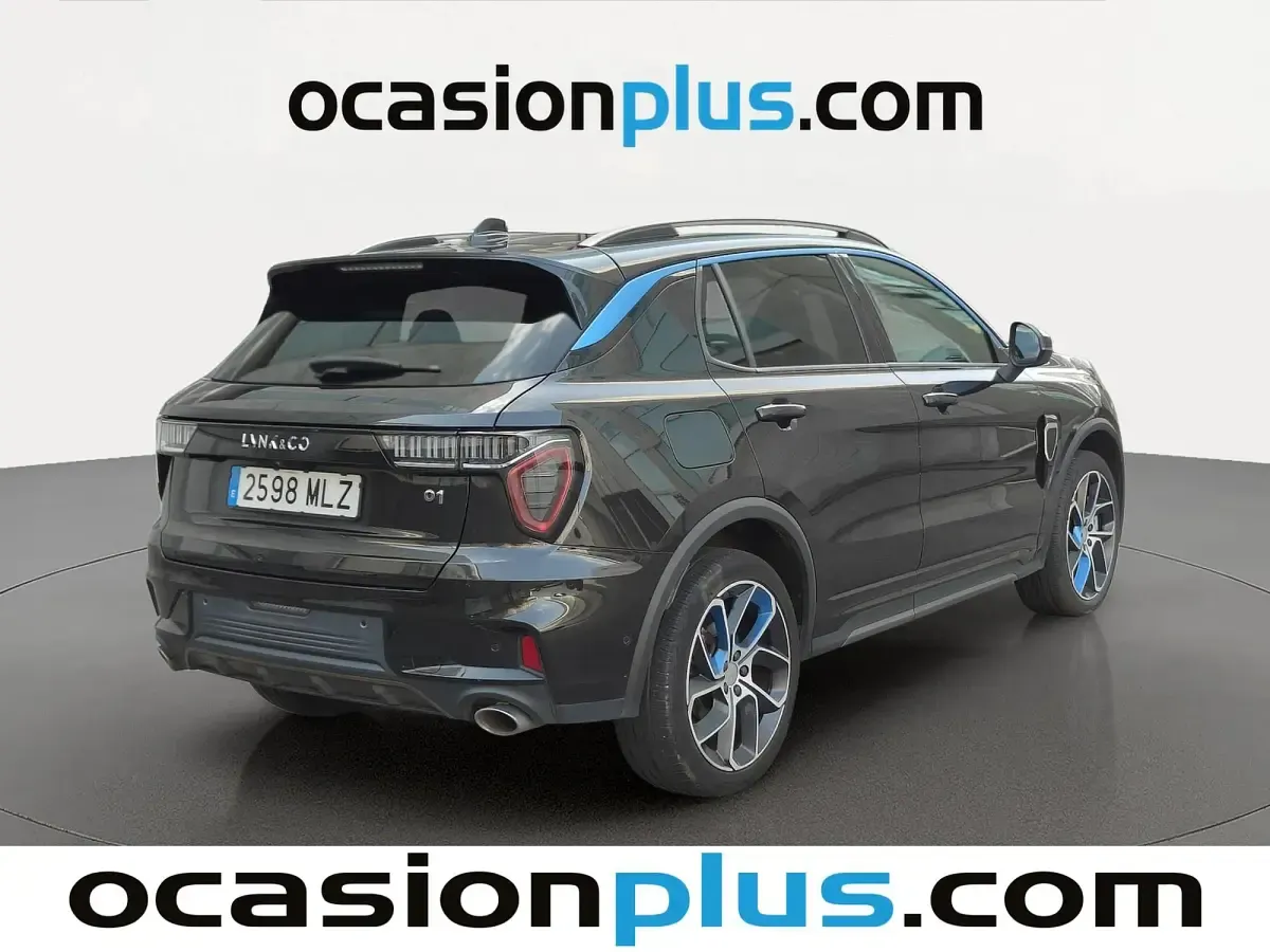 Usado Lynk & Co 01 261 CV (191 kW) 2023 Negro SUV