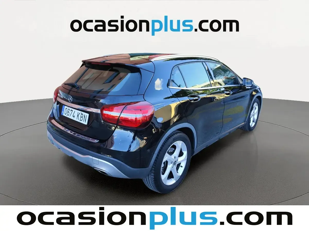 Używany Mercedes GLA200 156 KM (114 kW) 2017 Czarny SUV