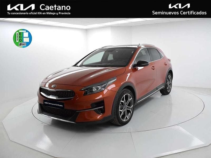 Usado Kia XCeed 136 CV (100 kW) 2021 Naranja SUV