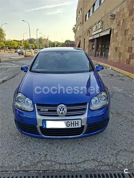 Usado VW Golf V R 250 CV (183 kW) 2007 Azul Berlina