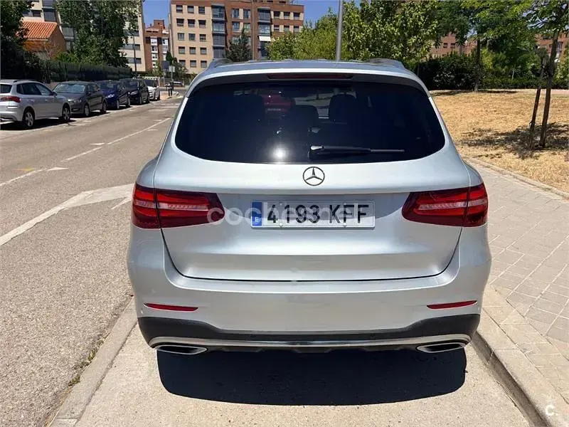 Usado Mercedes GLC250 AMG line 204 CV (150 kW) 2017 Gris / plata SUV