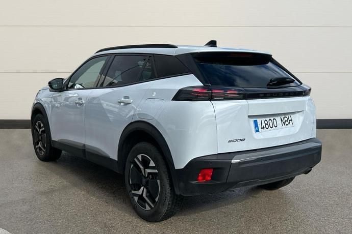 Usado Peugeot 2008 Allure 100 CV (73 kW) 2025 SUV