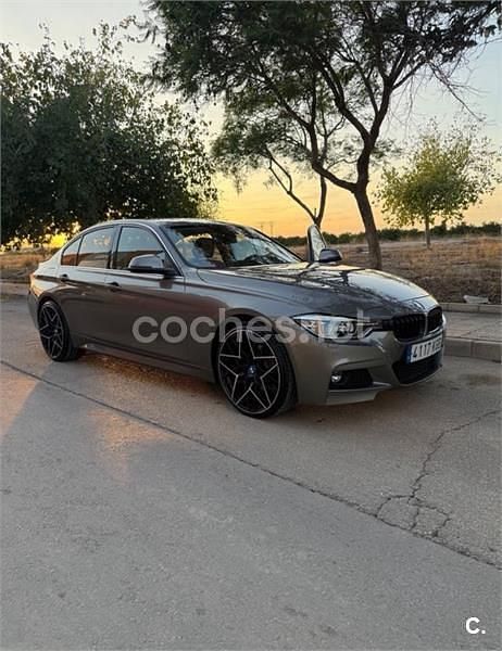 Beige Usado 2018 BMW 330e Comfort Edition Berlina | 22.500 € (Precio justo) - Imagen 1/4
